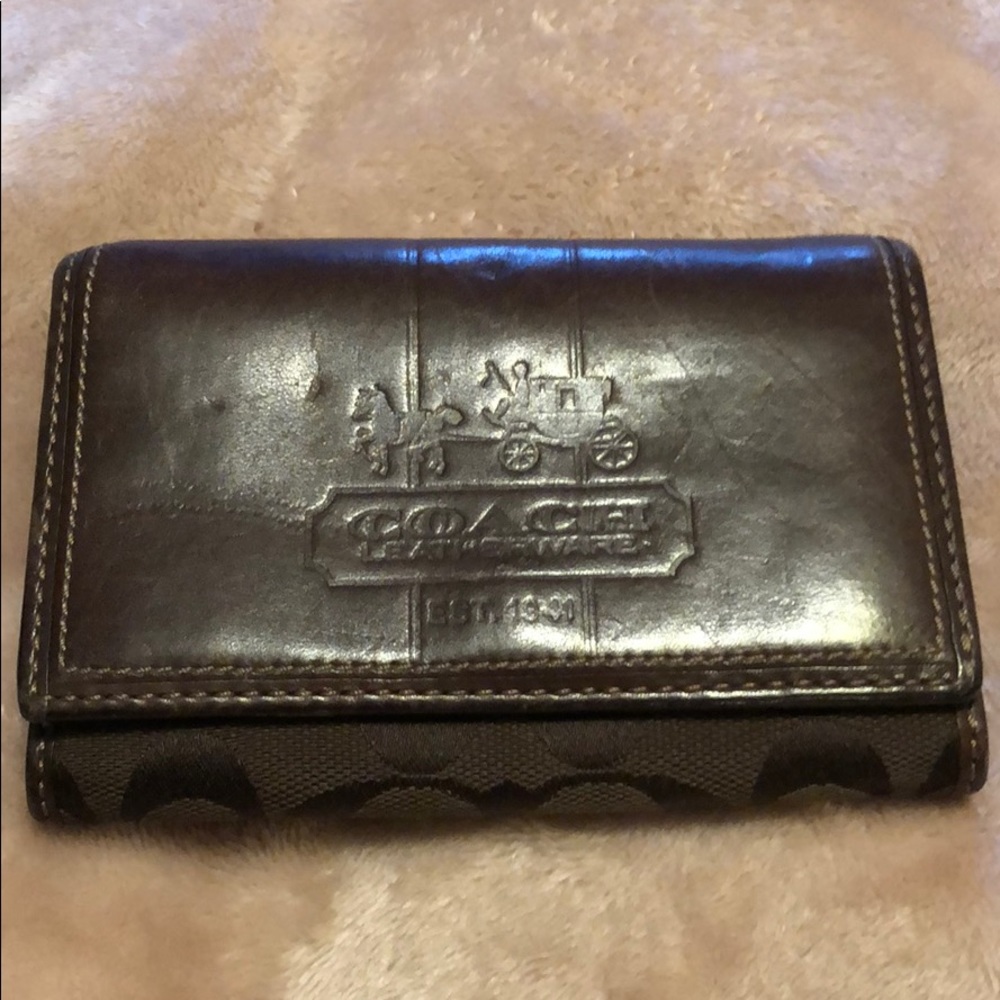 Couch Wallet